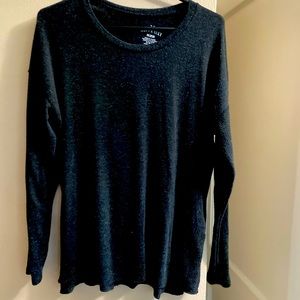 Soft and sexy AE grey sweater